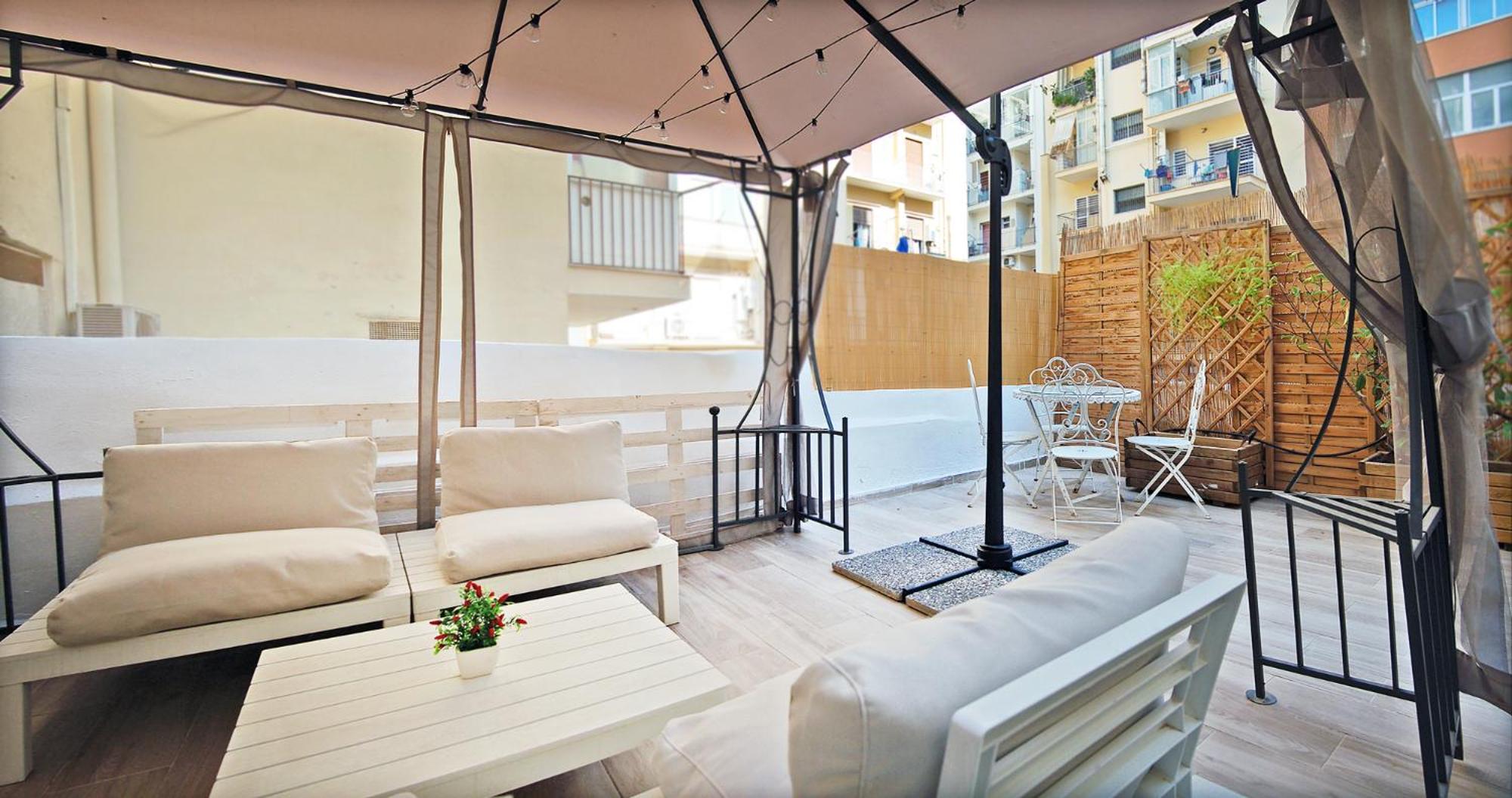 Hotel La Casa Del Melo à Bari Extérieur photo